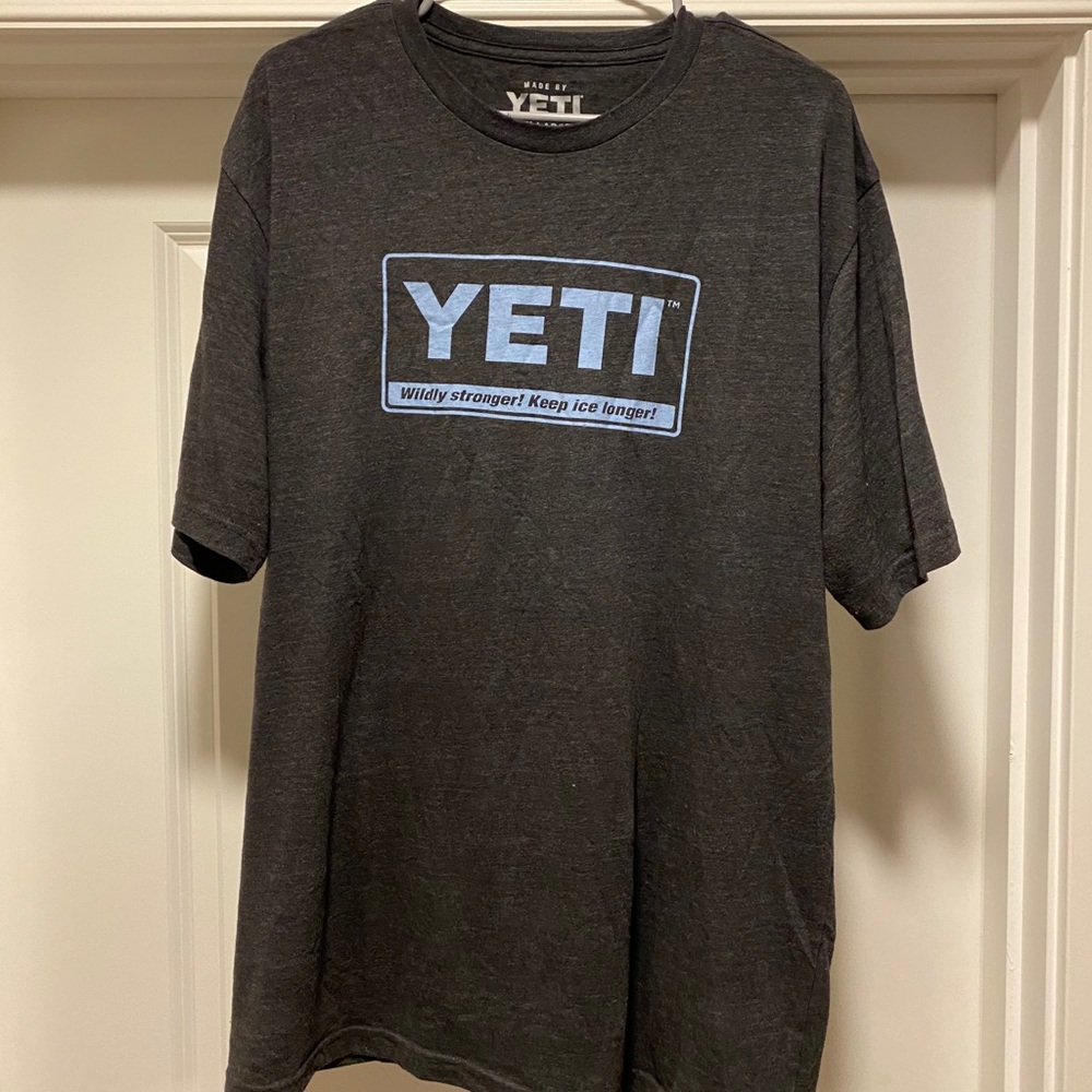 Yeti tee